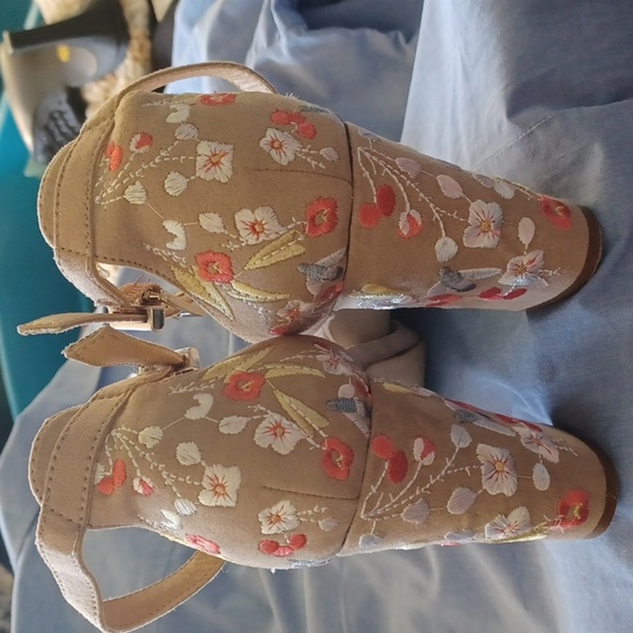 Madden Floral high heel sandals - Picture 3 of 6